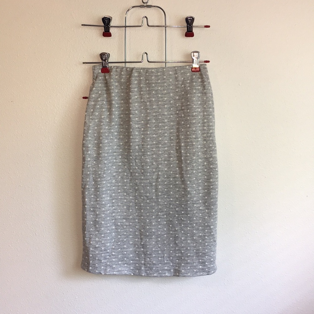Grey polka dot pencil skirt